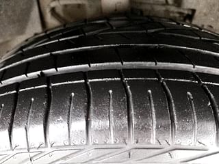 Used 2018 Tata Nexon [2017-2020] XZ Diesel Diesel Manual tyres RIGHT FRONT TYRE TREAD VIEW