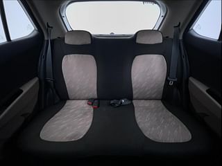 Used 2014 Hyundai Grand i10 [2013-2017] Sportz 1.1 CRDi Diesel Manual interior REAR SEAT CONDITION VIEW
