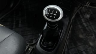 Used 2011 Maruti Suzuki Wagon R 1.0 [2010-2019] VXi Petrol Manual interior GEAR  KNOB VIEW