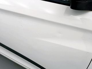 Used 2018 Hyundai Eon [2011-2018] Magna + Petrol Manual dents MINOR DENT