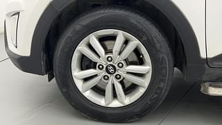 Used 2015 Hyundai Creta [2015-2018] 1.6 SX Plus Petrol Petrol Manual tyres LEFT FRONT TYRE RIM VIEW