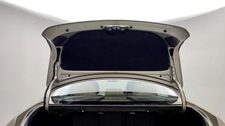 Used 2013 Toyota Corolla Altis [2011-2014] G Diesel Diesel Manual interior DICKY DOOR OPEN VIEW