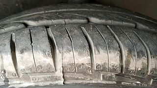 Used 2013 Hyundai Eon [2011-2018] D-Lite + Petrol Manual tyres LEFT FRONT TYRE TREAD VIEW