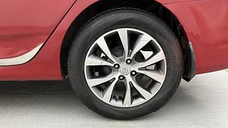Used 2017 Hyundai Fluidic Verna 4S [2015-2017] 1.6 CRDi SX Diesel Manual tyres LEFT REAR TYRE RIM VIEW