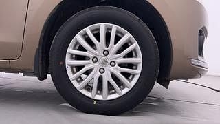 Used 2019 Maruti Suzuki Dzire [2017-2020] ZXi AMT Petrol Automatic tyres RIGHT FRONT TYRE RIM VIEW