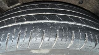 Used 2018 Mahindra Marazzo M6 Diesel Manual tyres RIGHT REAR TYRE TREAD VIEW