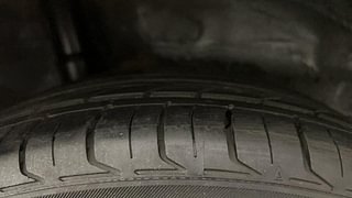 Used 2017 Honda BR-V [2016-2020] VX MT Petrol Petrol Manual tyres RIGHT REAR TYRE TREAD VIEW