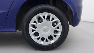 Used 2016 Ford Figo [2015-2019] Ambiente 1.2 Ti-VCT Petrol Manual tyres LEFT REAR TYRE RIM VIEW