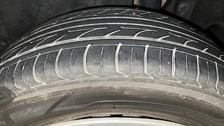 Used 2015 Maruti Suzuki Ertiga [2012-2015] Vxi CNG Petrol+cng Manual tyres LEFT REAR TYRE TREAD VIEW