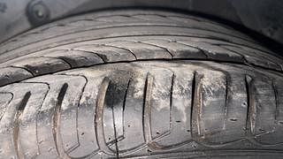 Used 2015 Hyundai Neo Fluidic Elantra [2012-2016] 1.8 SX MT VTVT Petrol Manual tyres RIGHT REAR TYRE TREAD VIEW