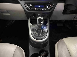 Used 2022 Hyundai Grand i10 Nios Asta AMT 1.2 Kappa VTVT Petrol Automatic interior GEAR  KNOB VIEW