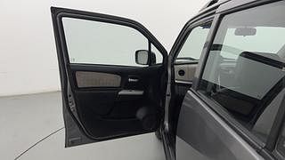 Used 2015 Maruti Suzuki Wagon R 1.0 [2010-2019] VXi Petrol Manual interior LEFT FRONT DOOR OPEN VIEW