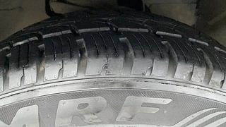 Used 2018 Tata Hexa [2016-2020] XTA Diesel Automatic tyres LEFT FRONT TYRE TREAD VIEW