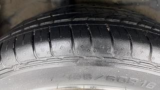 Used 2018 Honda WR-V [2017-2020] VX i-VTEC Petrol Manual tyres RIGHT REAR TYRE TREAD VIEW