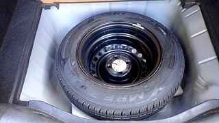 Used 2017 Honda Jazz V CVT Petrol Automatic tyres SPARE TYRE VIEW