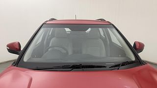 Used 2022 Mahindra XUV 300 W8 AMT (O) Diesel Diesel Automatic exterior FRONT WINDSHIELD VIEW