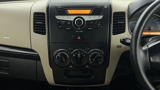 Used 2017 Maruti Suzuki Wagon R 1.0 [2015-2019] VXI AMT Petrol Automatic interior MUSIC SYSTEM & AC CONTROL VIEW