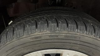 Used 2014 Honda Amaze [2013-2016] 1.2 S i-VTEC Petrol Manual tyres LEFT FRONT TYRE TREAD VIEW