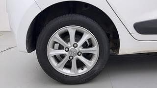 Used 2015 Hyundai Grand i10 [2013-2017] Asta AT 1.2 Kappa VTVT Petrol Automatic tyres RIGHT REAR TYRE RIM VIEW