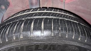 Used 2015 Hyundai Elite i20 [2014-2018] Sportz 1.2 Petrol Manual tyres RIGHT REAR TYRE TREAD VIEW