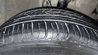 Used 2016 Hyundai i20 Active [2015-2020] 1.2 S Petrol Manual tyres RIGHT FRONT TYRE TREAD VIEW