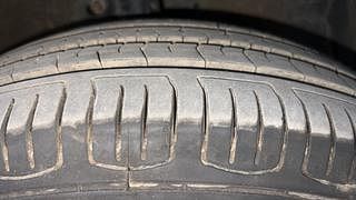 Used 2014 Maruti Suzuki Swift Dzire VXI Petrol Manual tyres RIGHT FRONT TYRE TREAD VIEW