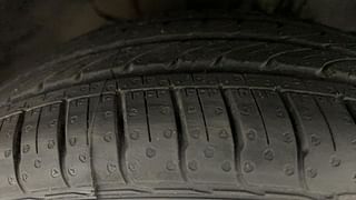 Used 2018 Tata Tigor [2017-2020] Revotron XZ(O) Petrol Manual tyres RIGHT FRONT TYRE TREAD VIEW