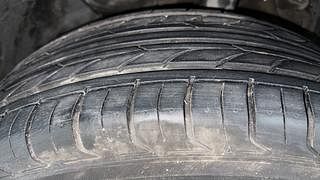 Used 2017 Hyundai Tucson [2016-2020] 2WD MT Petrol Petrol Manual tyres LEFT FRONT TYRE TREAD VIEW