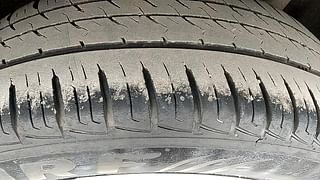 Used 2018 Maruti Suzuki Vitara Brezza [2016-2020] VDi Diesel Manual tyres LEFT REAR TYRE TREAD VIEW