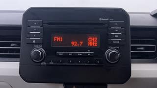 Used 2019 Maruti Suzuki Ignis [2017-2020] Zeta AMT Petrol Petrol Automatic top_features Integrated (in-dash) music system