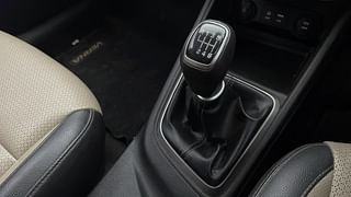 Used 2018 Hyundai Verna [2017-2020] 1.6 CRDI SX (O) Diesel Manual interior GEAR  KNOB VIEW