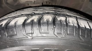 Used 2018 Hyundai Creta [2018-2020] 1.6 SX OPT VTVT Petrol Manual tyres RIGHT FRONT TYRE TREAD VIEW