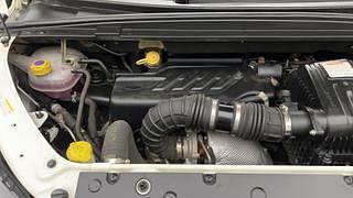 Used 2018 Mahindra Marazzo M6 8str Diesel Manual engine ENGINE RIGHT SIDE VIEW
