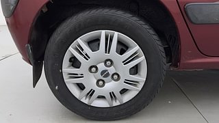 Used 2011 Hyundai Santro Xing [2007-2014] GLS Petrol Manual tyres RIGHT REAR TYRE RIM VIEW