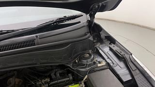 Used 2020 Kia Seltos GTX Plus Petrol Manual engine ENGINE LEFT SIDE HINGE & APRON VIEW