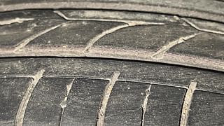 Used 2018 Mahindra Marazzo M8 Diesel Manual tyres LEFT REAR TYRE TREAD VIEW