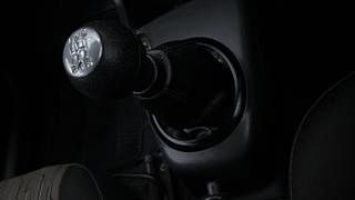 Used 2010 Maruti Suzuki Swift Dzire [2008-2012] LXI Petrol Manual interior GEAR  KNOB VIEW