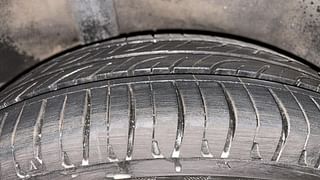 Used 2016 honda Jazz V Petrol Manual tyres RIGHT REAR TYRE TREAD VIEW