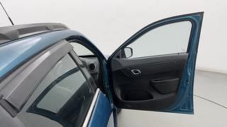Used 2020 Renault Kwid 1.0 RXT Opt Petrol Manual interior RIGHT FRONT DOOR OPEN VIEW