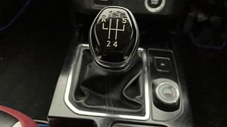 Used 2022 Renault Kiger RXZ MT Petrol Manual interior GEAR  KNOB VIEW