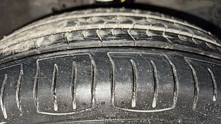 Used 2013 Honda Brio [2011-2016] S MT Petrol Manual tyres RIGHT FRONT TYRE TREAD VIEW