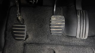 Used 2015 Renault Duster [2012-2015] 85 PS RxL Diesel Manual interior PEDALS VIEW