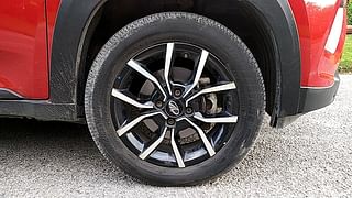 Used 2018 Mahindra KUV100 [2016-2019] K8 NXT AT Diesel Automatic tyres RIGHT FRONT TYRE RIM VIEW