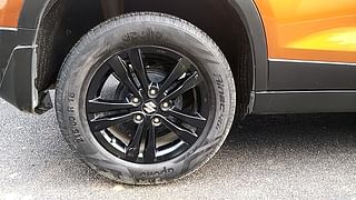 Used 2019 Maruti Suzuki Vitara Brezza [2016-2020] ZDi Plus Diesel Manual tyres RIGHT REAR TYRE RIM VIEW