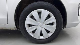 Used 2018 Maruti Suzuki Ertiga [2015-2018] VXI AT Petrol Automatic tyres RIGHT FRONT TYRE RIM VIEW