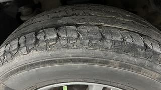Used 2019 Mahindra TUV300 [2015-2020] T10 Diesel Manual tyres LEFT FRONT TYRE TREAD VIEW