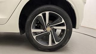 Used 2020 Tata Altroz XZ 1.2 Petrol Manual tyres LEFT REAR TYRE RIM VIEW