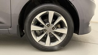Used 2016 Hyundai Elite i20 [2014-2018] Asta 1.2 Petrol Manual tyres RIGHT FRONT TYRE RIM VIEW