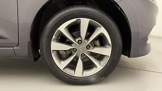 Used 2016 Hyundai Elite i20 [2014-2018] Asta 1.2 Petrol Manual tyres RIGHT FRONT TYRE RIM VIEW