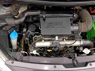Used 2018 Hyundai Xcent [2017-2019] SX Diesel Diesel Manual engine ENGINE RIGHT SIDE VIEW